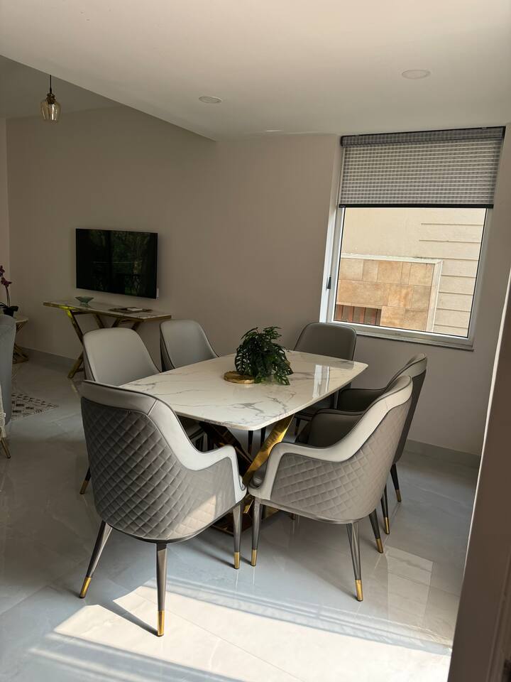 Living room image 6