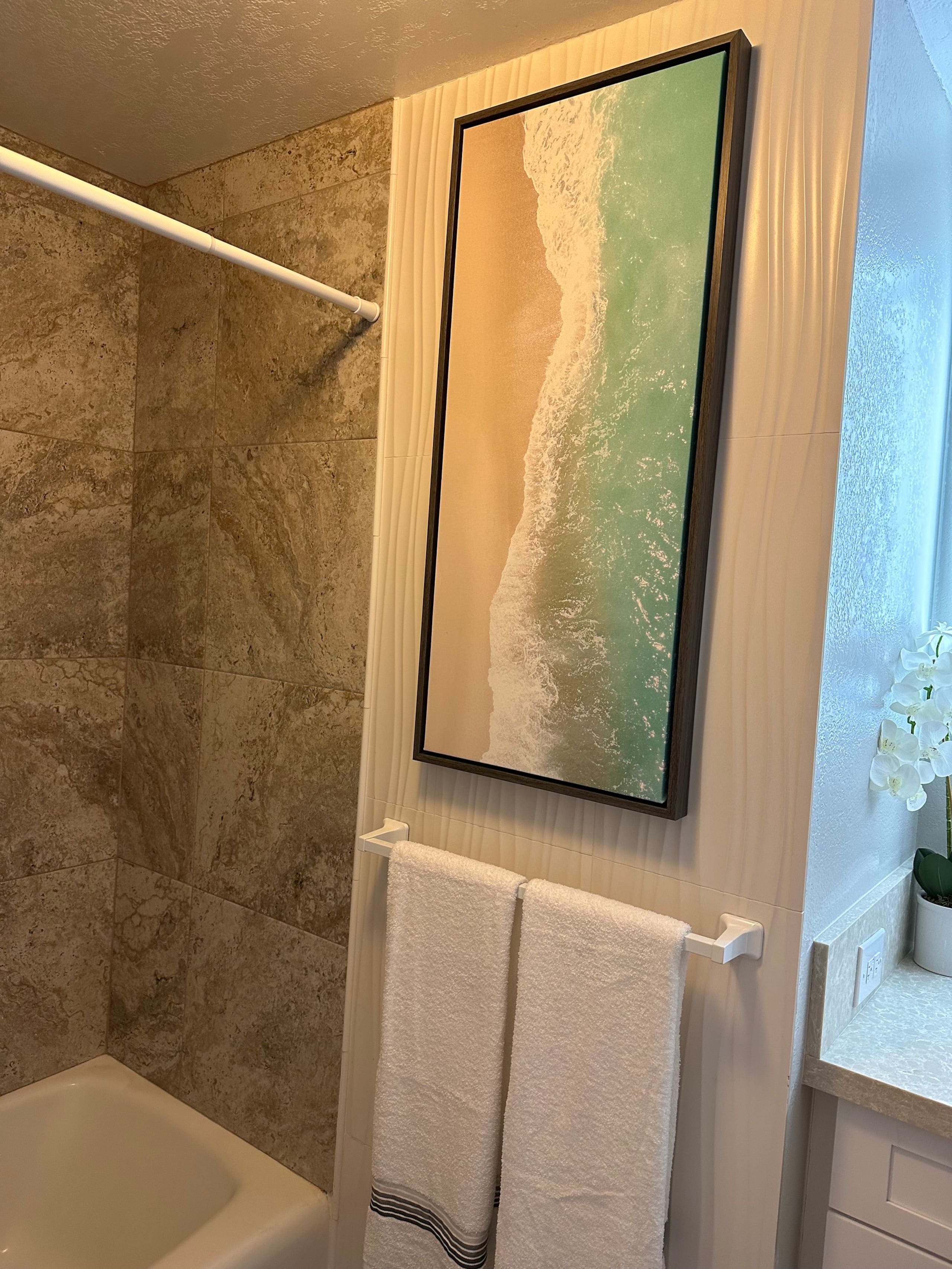 2 bed/2 bath Waikīkī apt sleeps 6 - Image 19
