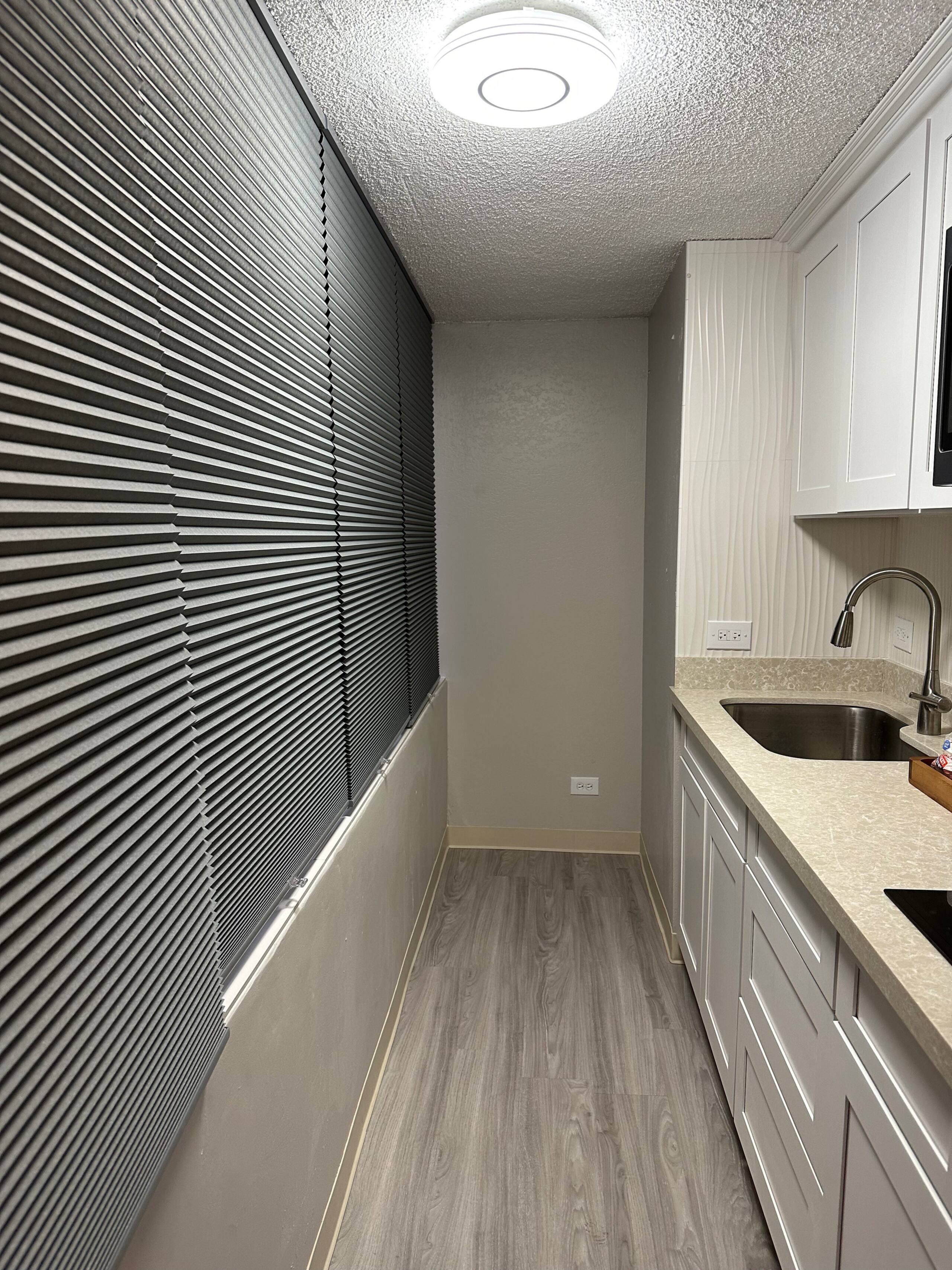 2 bed/2 bath Waikīkī apt sleeps 6 - Image 16