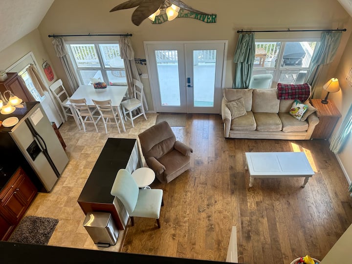Peaceful Riverfront Home W/ Private Dock - Mousetail Landing State Park, Linden