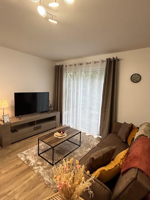 A stone's throw from the train station