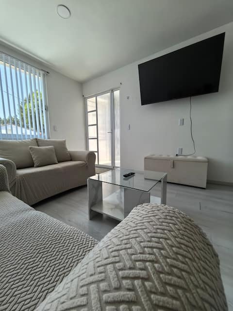 Spacious top floor apartment