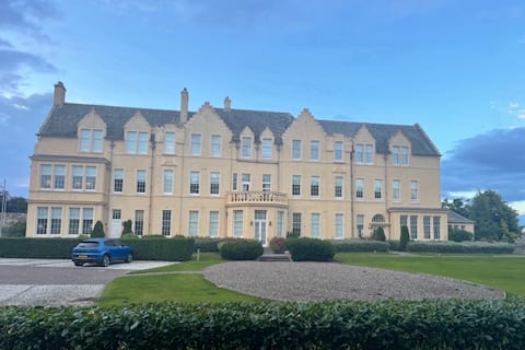 Top performing Airbnb: Seaview Apartment in St Leonards