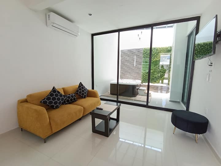 Residencial Valle Verde Colima Con Jacuzzi Y A/c - Colima