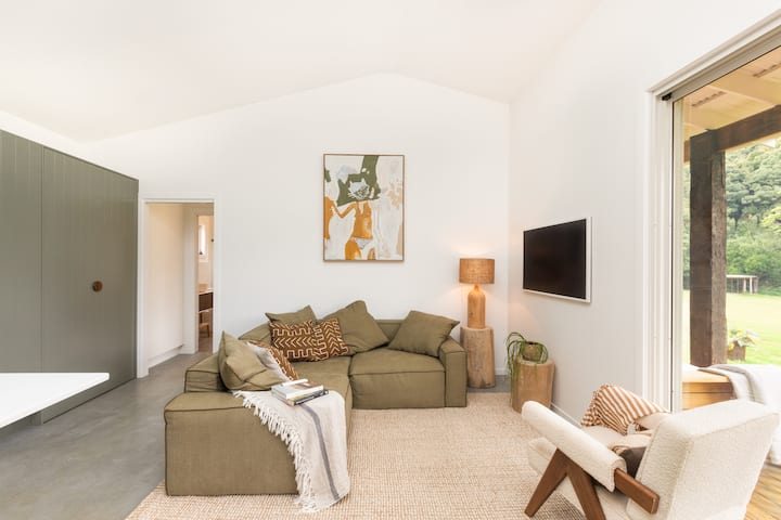 Brand New Luxury Hinterland Cabin Flowing Creek2 - Alstonville