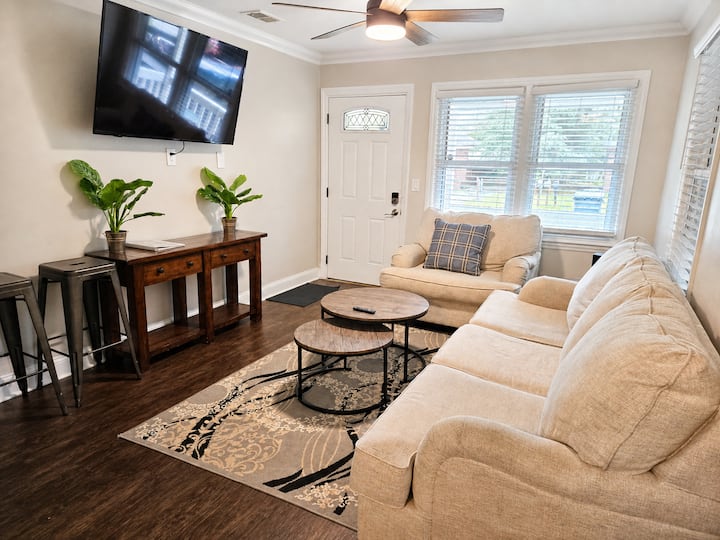 Near Mcrd Parris Island & Downtown•veteran Owned - Beaufort