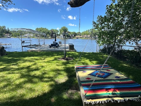 Heart of the Fox Riverhouse