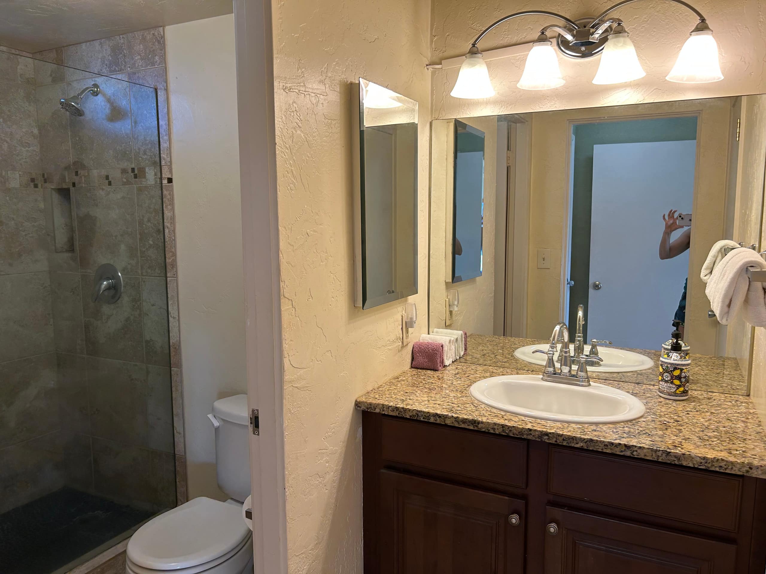 Condo in Kihei · ★4.93 · 1 bedroom · 3 beds · 2 baths - Image 11