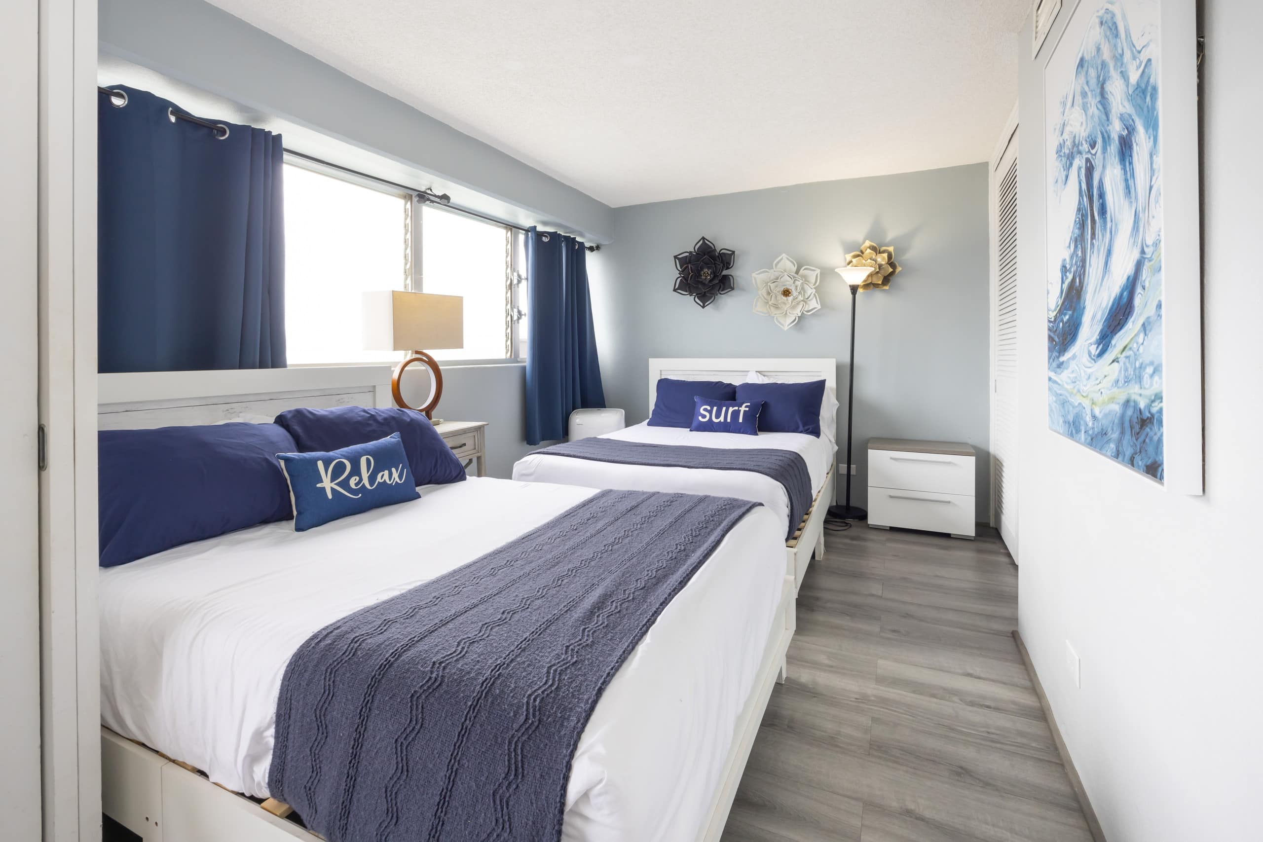 Condo in Honolulu · ★5.0 · 2 bedrooms · 4 beds · 1 private bath - Image 11