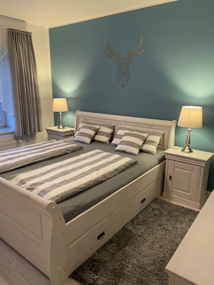 Habitación con cama doble