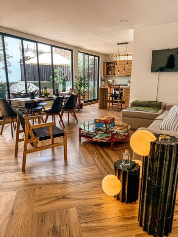 Duplex Penthouse Roma (1500 sq/ft) large rooftop gallery image 3