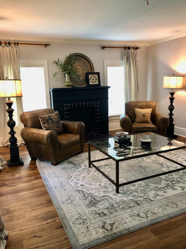 Brick Street Retreat - Texarkana, AR