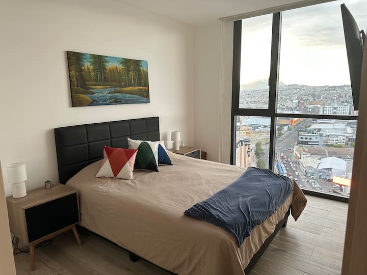 Glavna spavaća soba s bračnim krevetom (160x200)