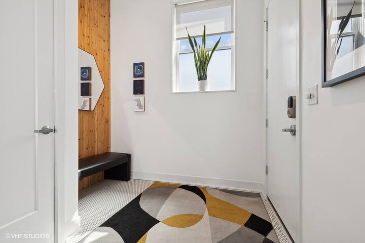 The Boxcar gallery image 2