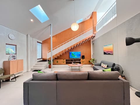 Arunami House