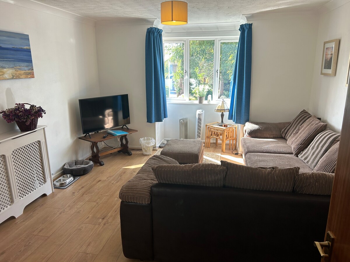Top Airbnb: Clifton Gardens in Marchwood