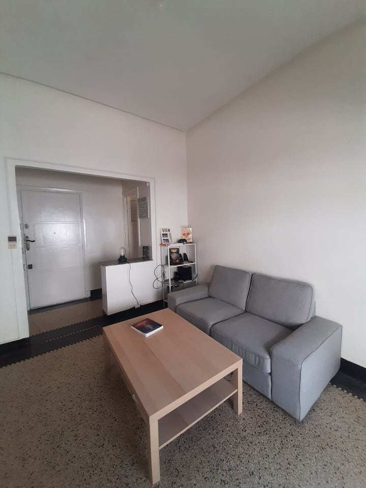 Cozy Studio Avec Balcon,tram à 2 Min-coeur De Casa -