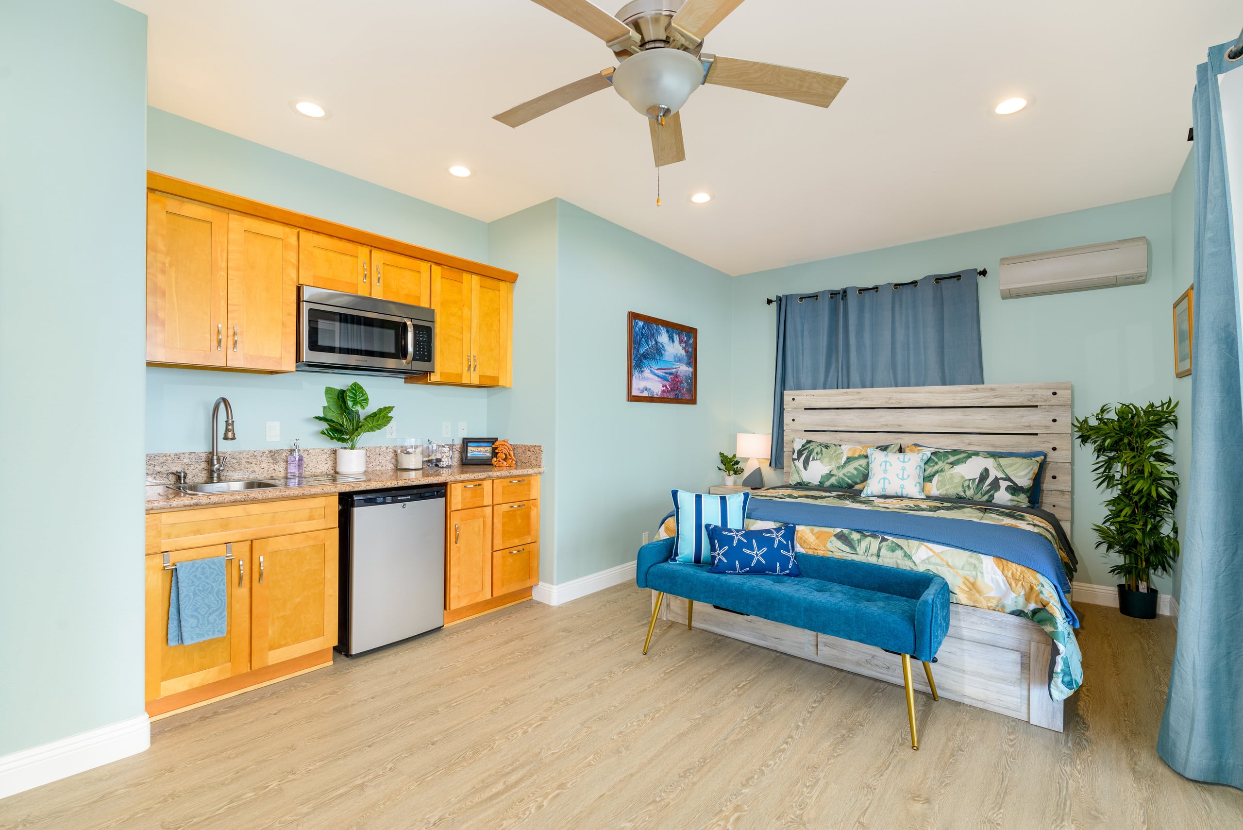 Home in Kailua-Kona · ★4.97 · 8 bedrooms · 9 beds · 6.5 baths - Image 41