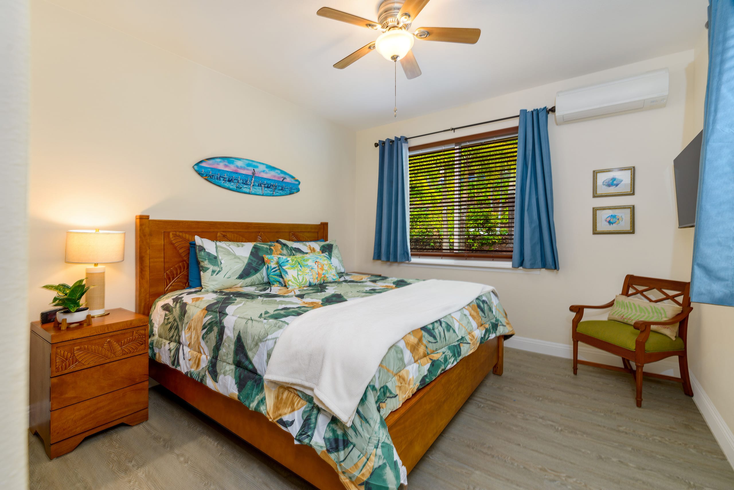 Home in Kailua-Kona · ★4.97 · 8 bedrooms · 9 beds · 6.5 baths - Image 61