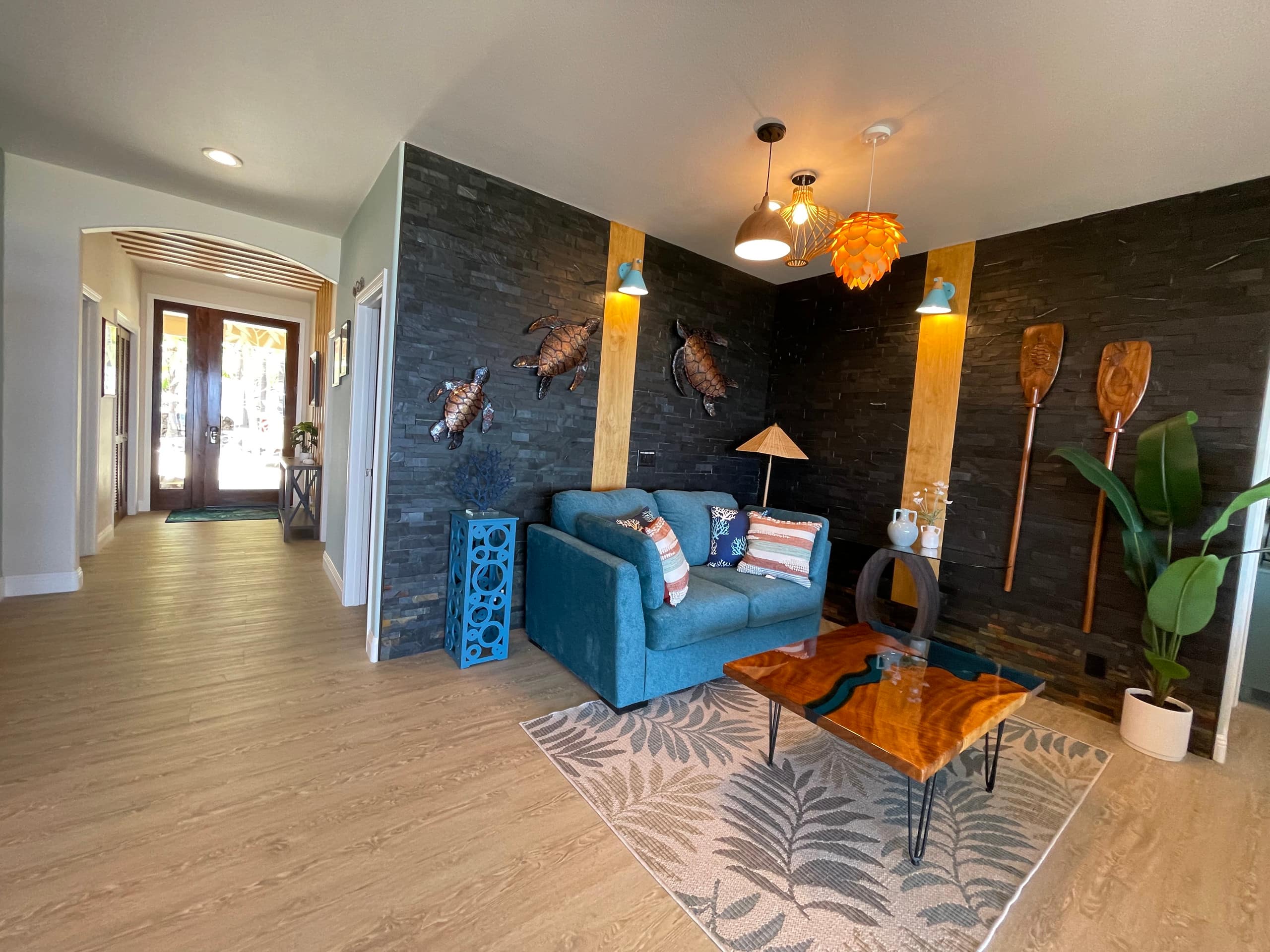 Home in Kailua-Kona · ★4.97 · 8 bedrooms · 9 beds · 6.5 baths - Image 14