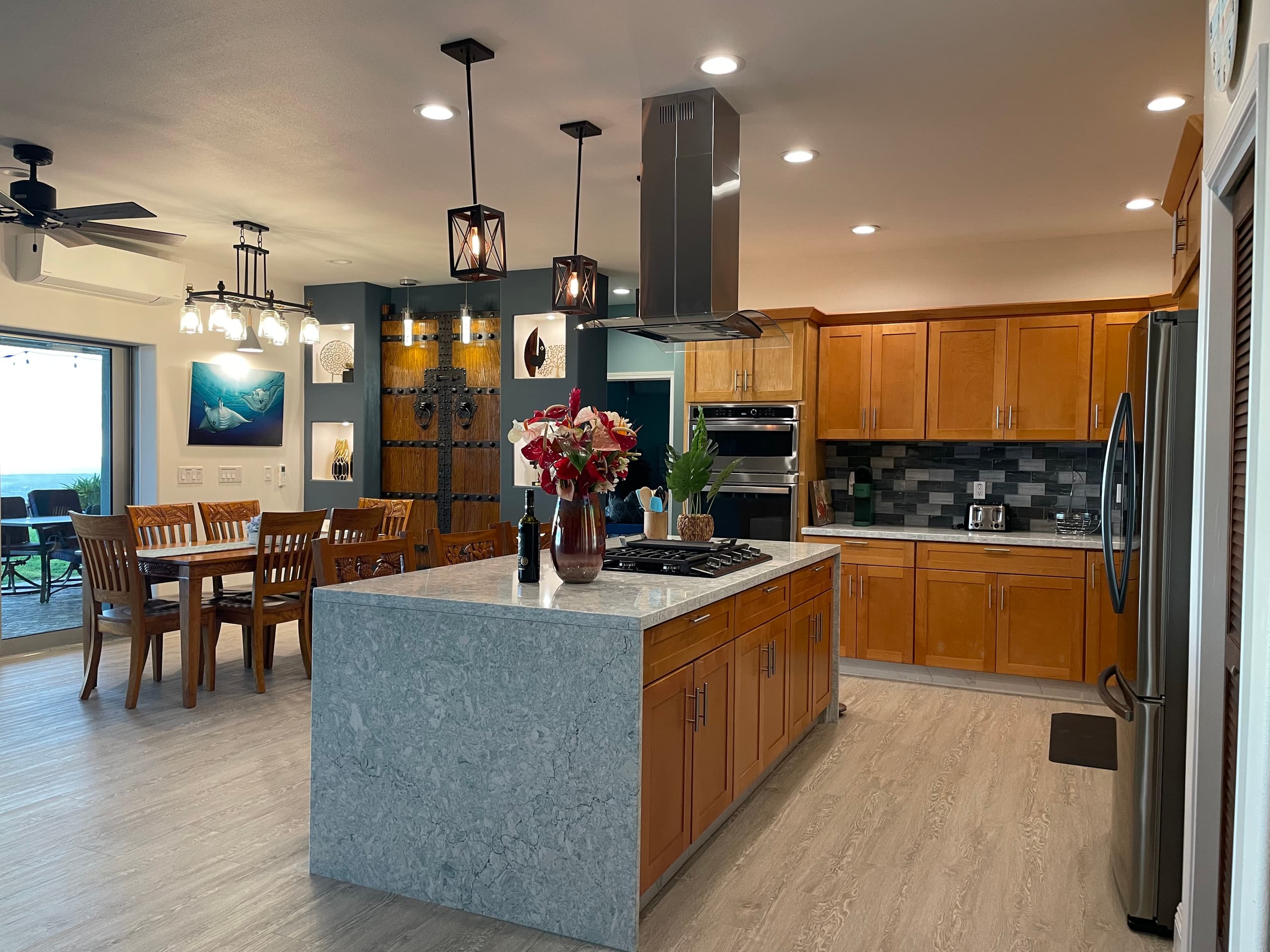 Home in Kailua-Kona · ★4.97 · 8 bedrooms · 9 beds · 6.5 baths - Image 29