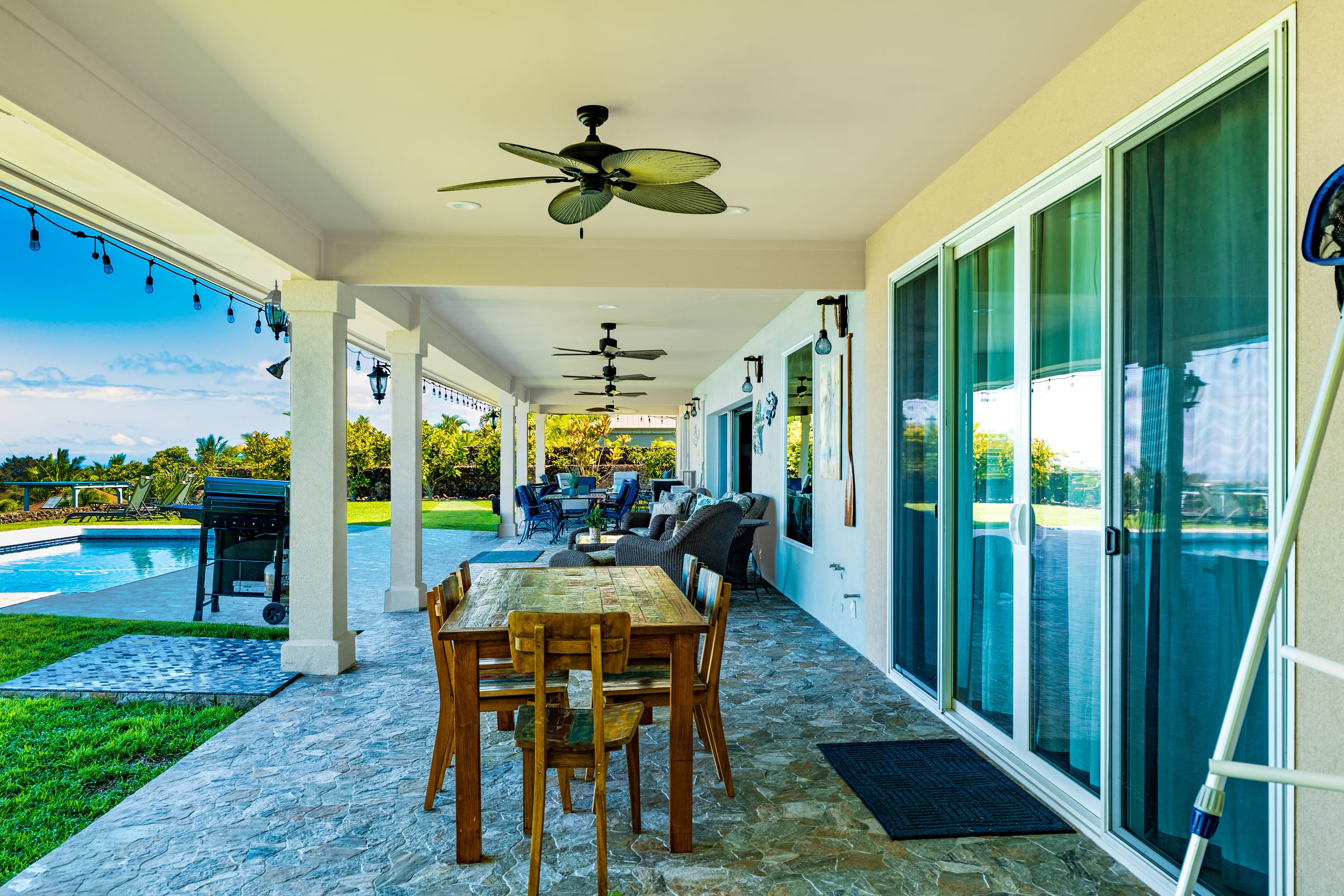 Home in Kailua-Kona · ★4.97 · 8 bedrooms · 9 beds · 6.5 baths - Image 107