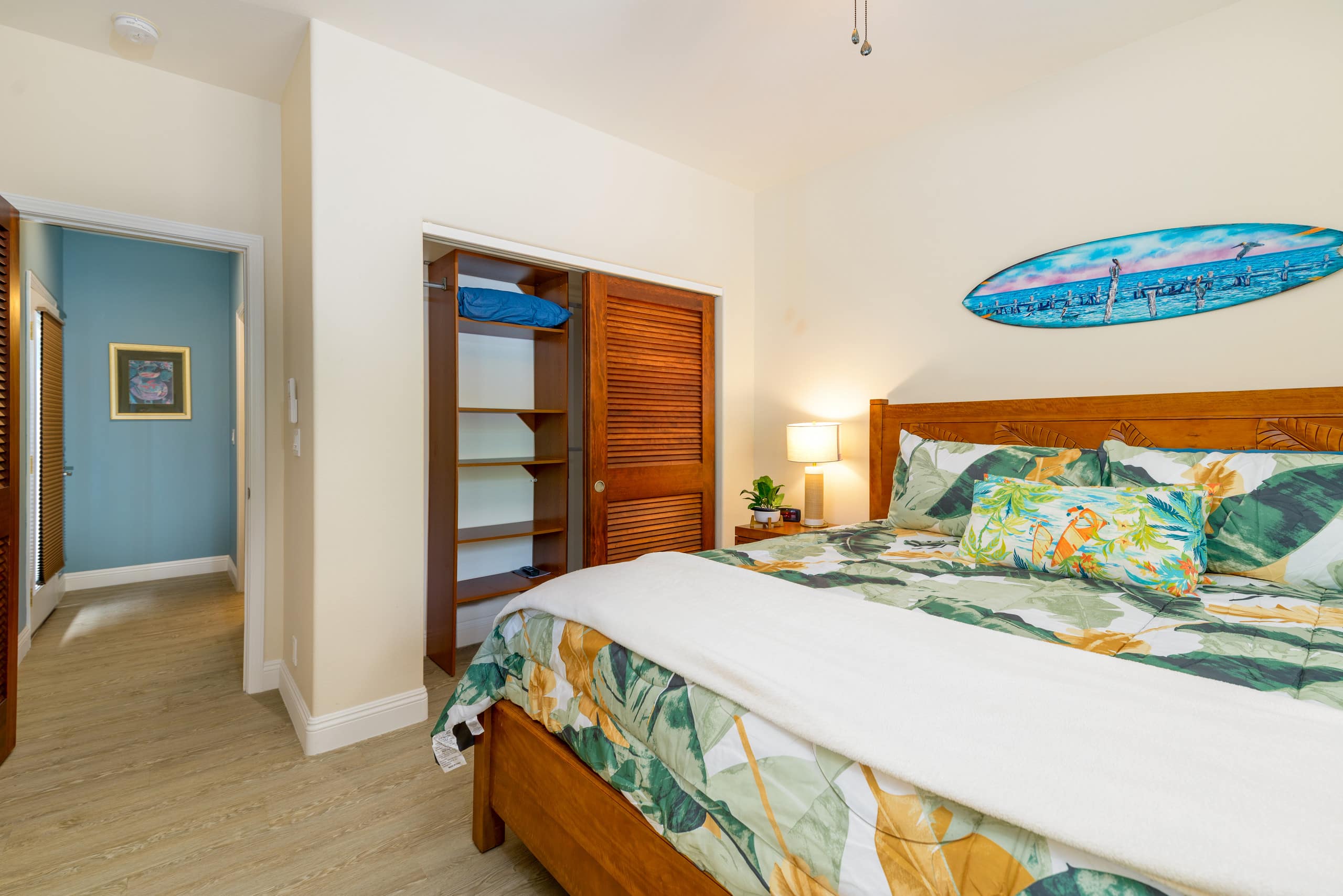 Home in Kailua-Kona · ★4.97 · 8 bedrooms · 9 beds · 6.5 baths - Image 62