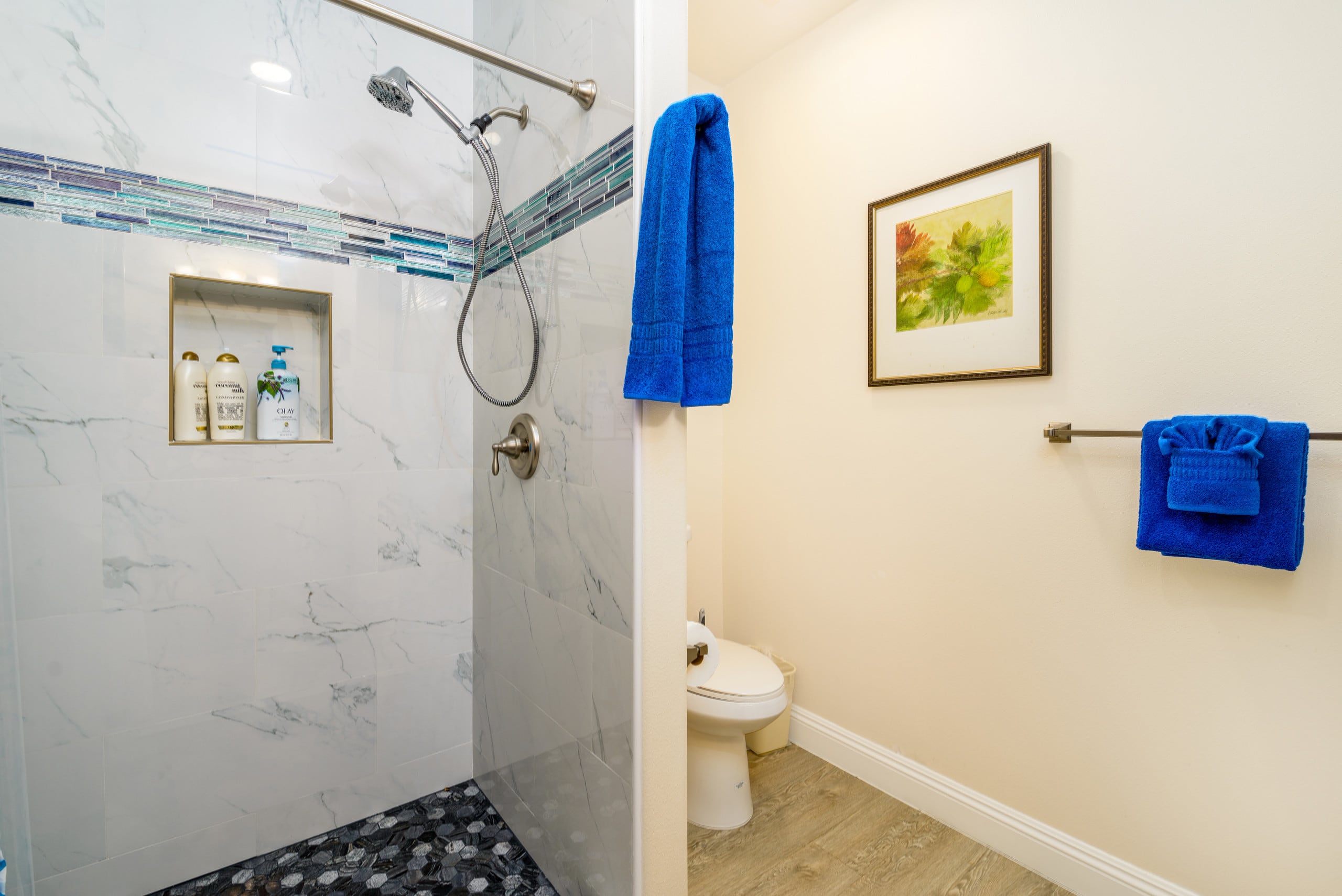 Home in Kailua-Kona · ★4.97 · 8 bedrooms · 9 beds · 6.5 baths - Image 60