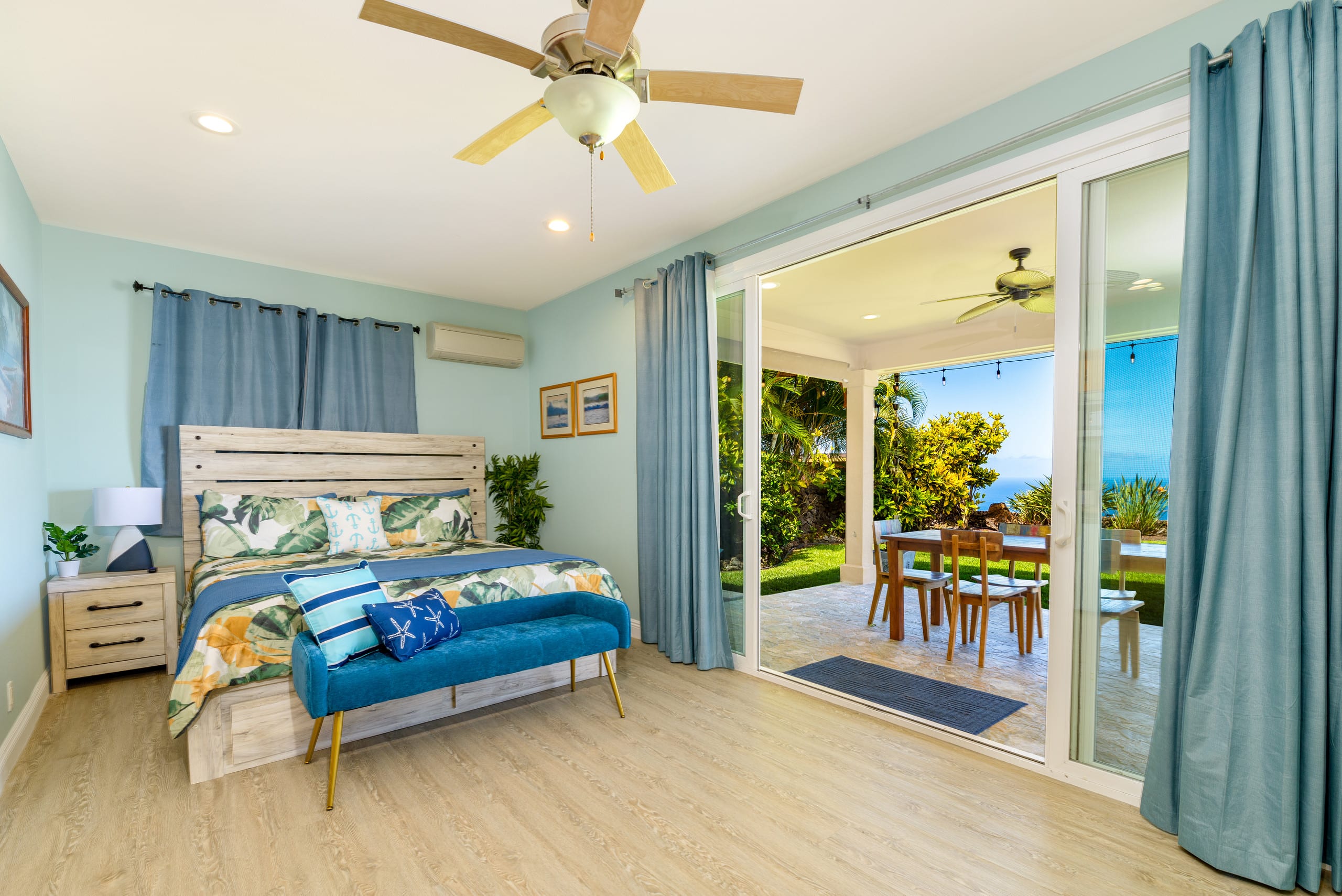 Home in Kailua-Kona · ★4.97 · 8 bedrooms · 9 beds · 6.5 baths - Image 42