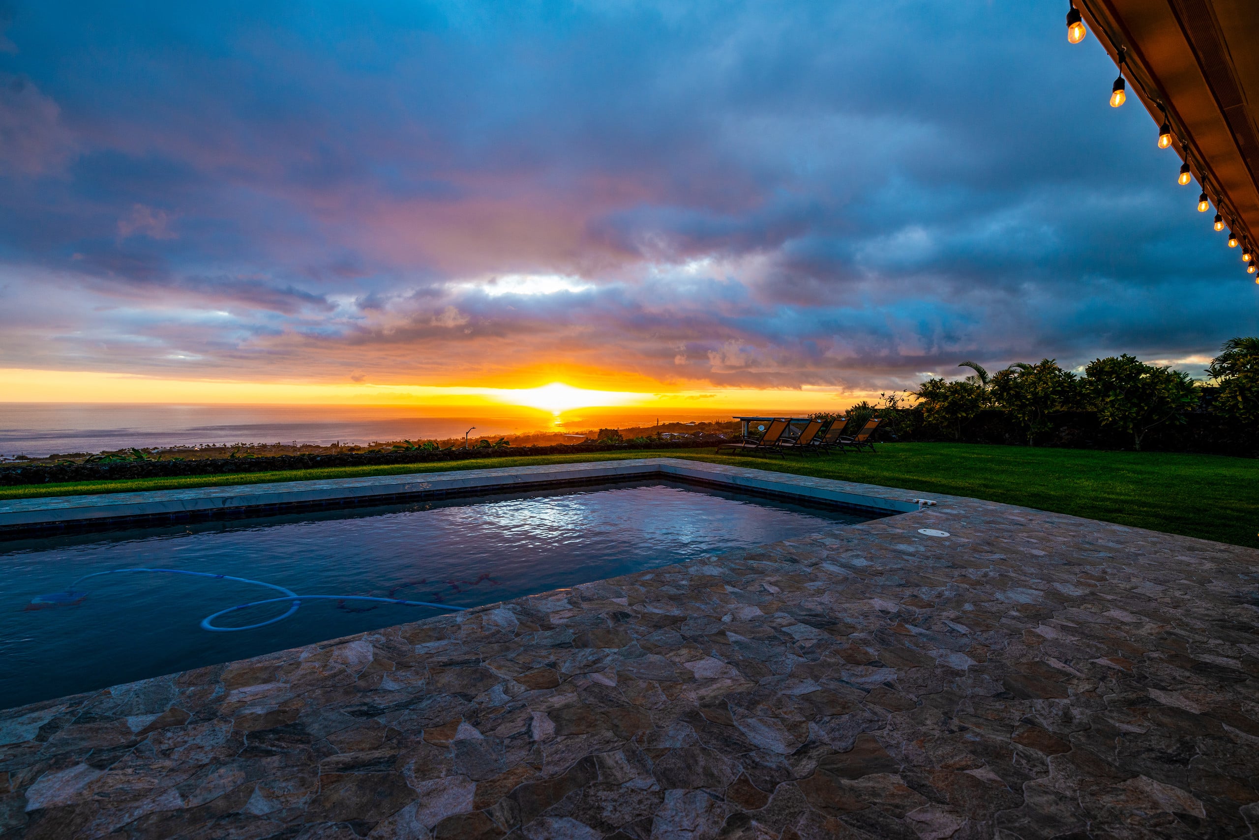 Home in Kailua-Kona · ★4.97 · 8 bedrooms · 9 beds · 6.5 baths - Image 118