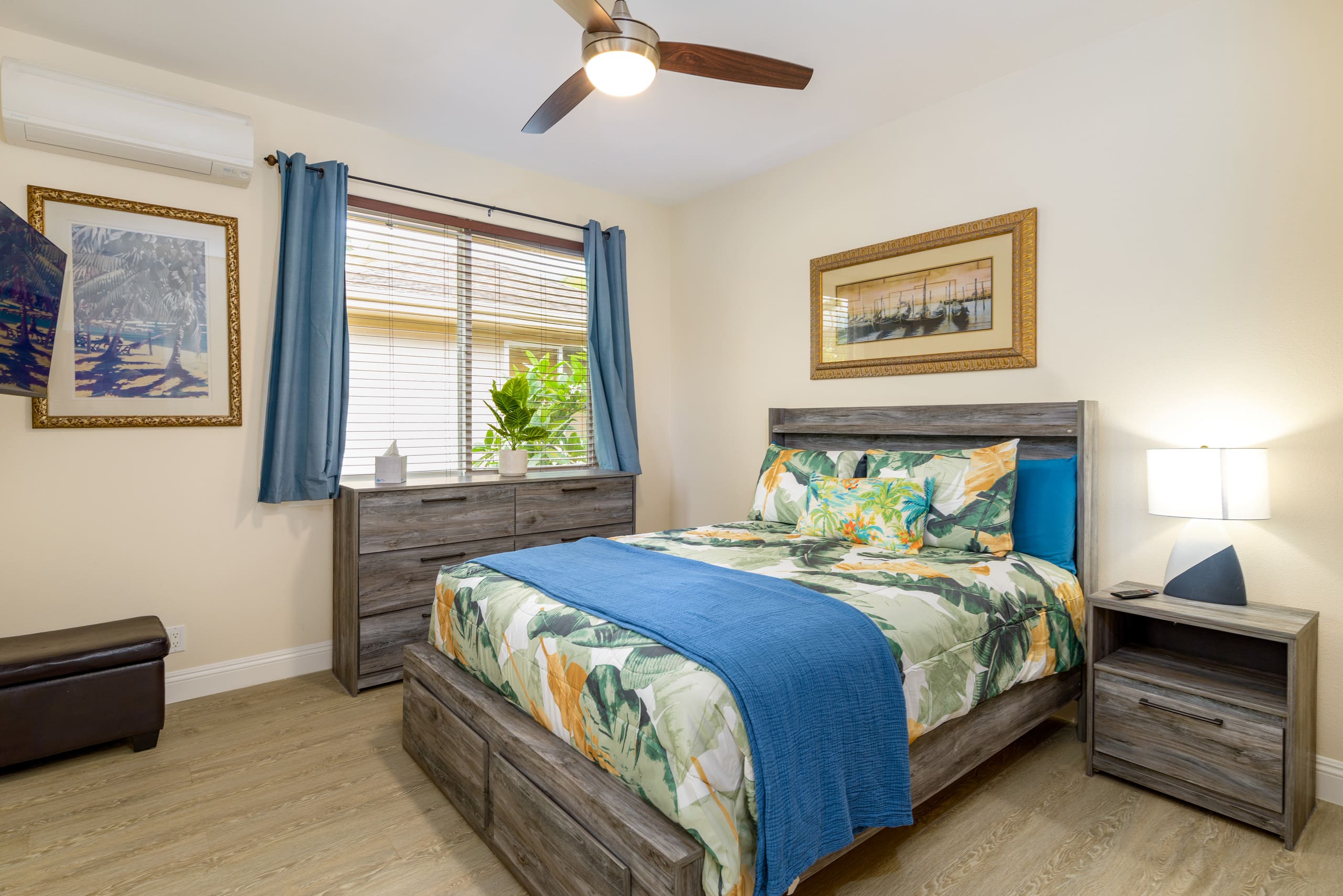 Home in Kailua-Kona · ★4.97 · 8 bedrooms · 9 beds · 6.5 baths - Image 54