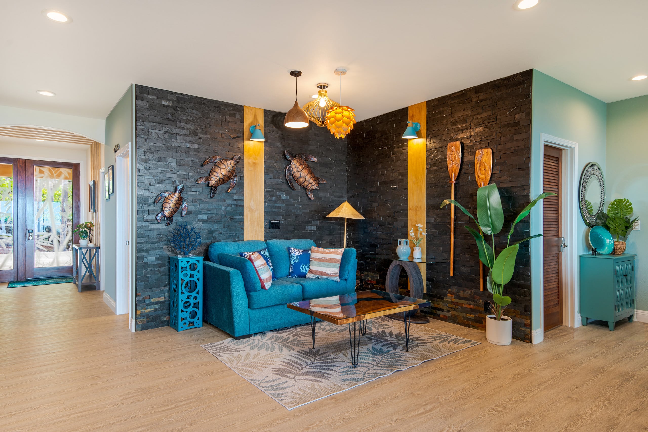 Home in Kailua-Kona · ★4.97 · 8 bedrooms · 9 beds · 6.5 baths - Image 23