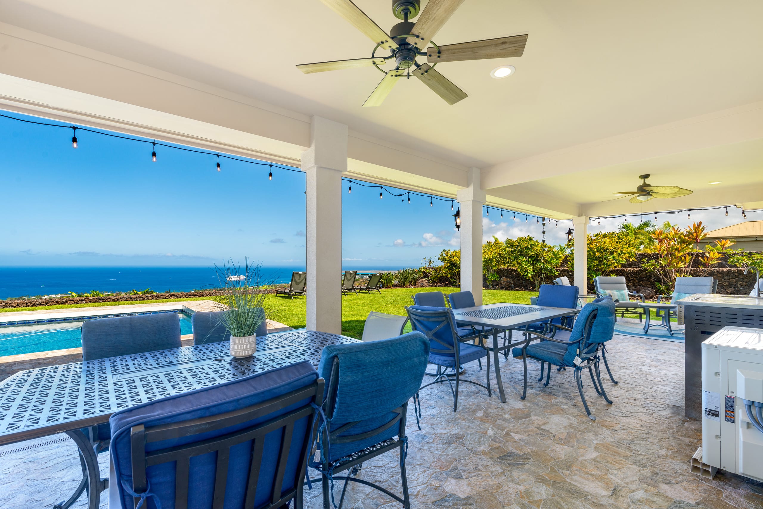 Home in Kailua-Kona · ★4.97 · 8 bedrooms · 9 beds · 6.5 baths - Image 104
