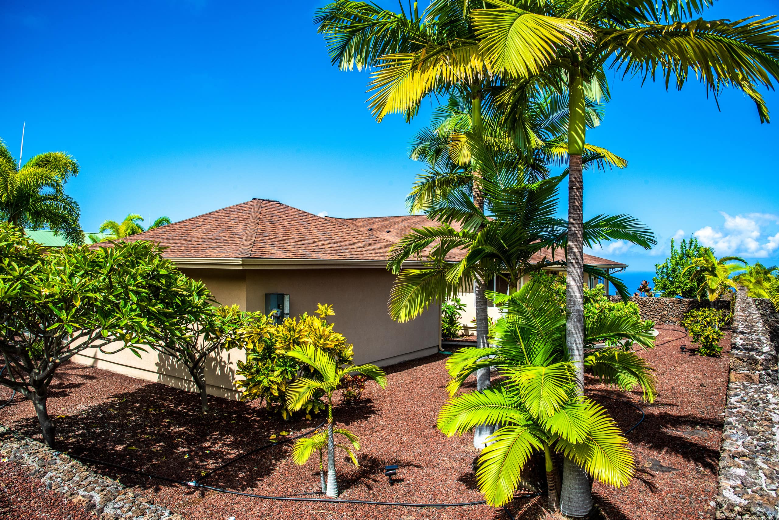 Home in Kailua-Kona · ★4.97 · 8 bedrooms · 9 beds · 6.5 baths - Image 97