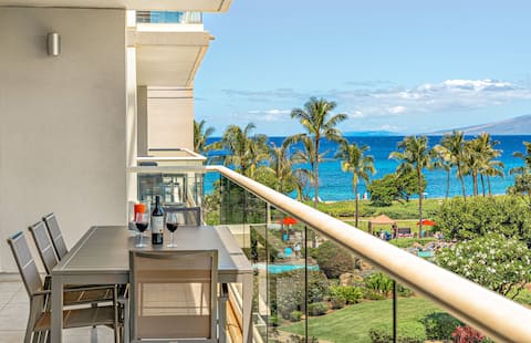 Pacific and Mountain Views from a Refined 2BR