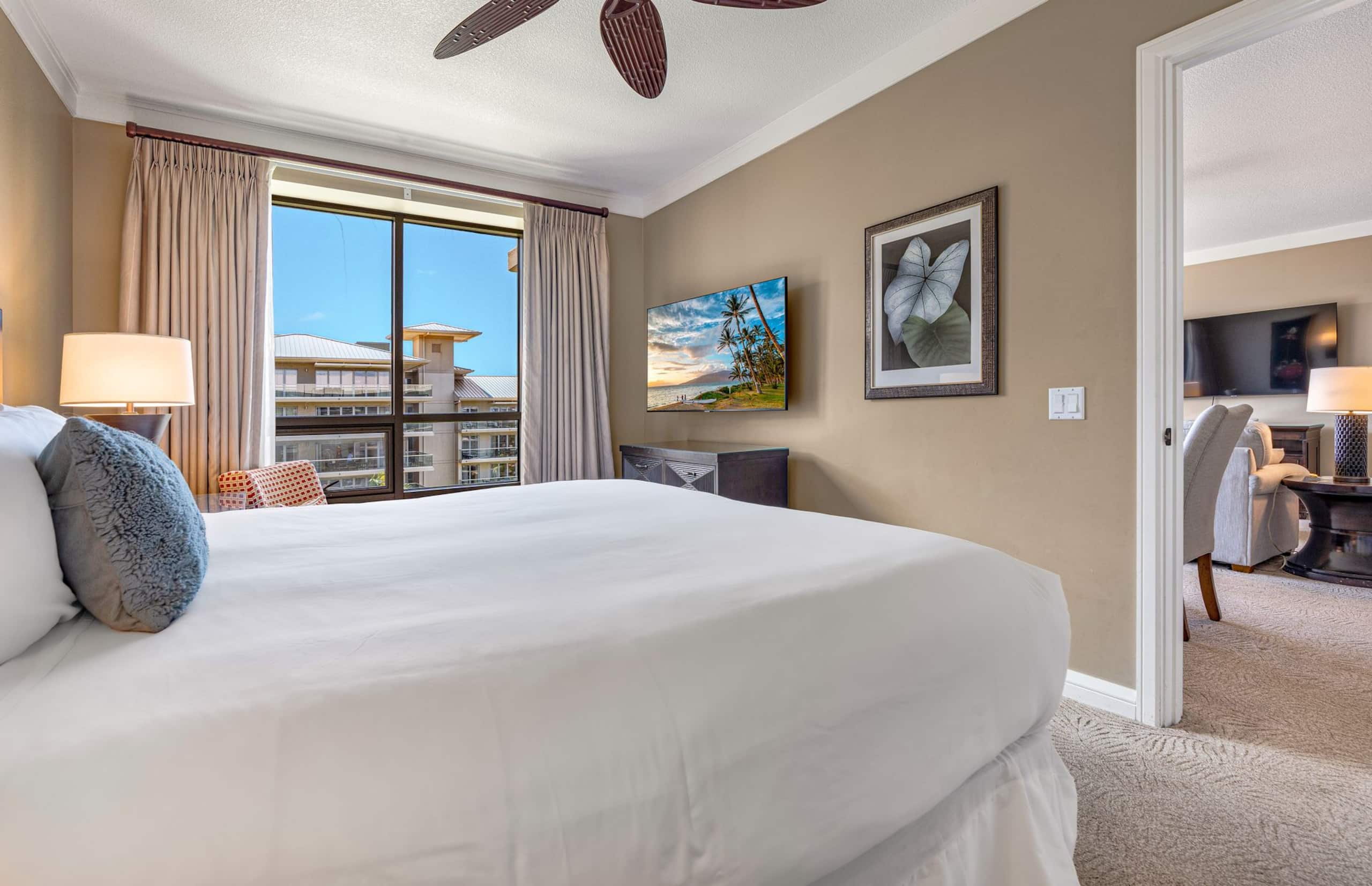 Condo in Lahaina · ★4.75 · 2 bedrooms · 3 beds · 2 baths - Image 25