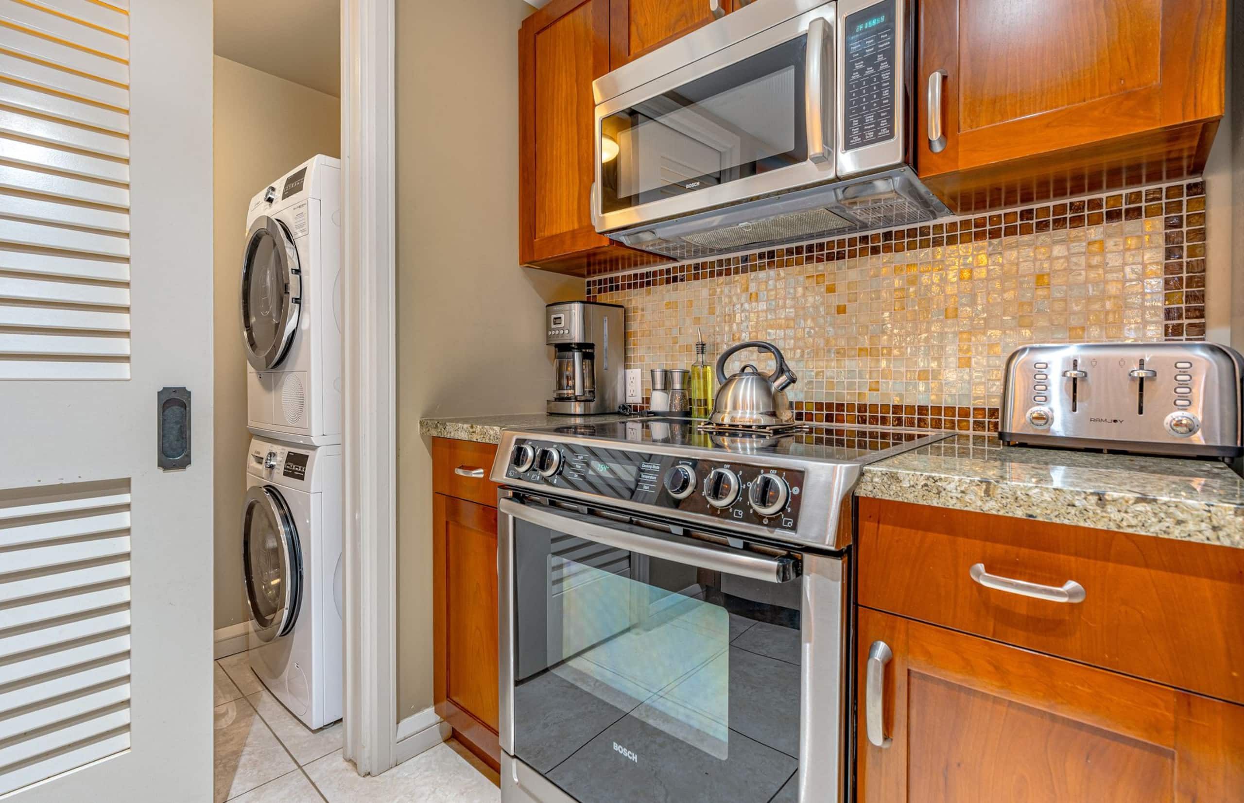 Condo in Lahaina · ★4.75 · 2 bedrooms · 3 beds · 2 baths - Image 29
