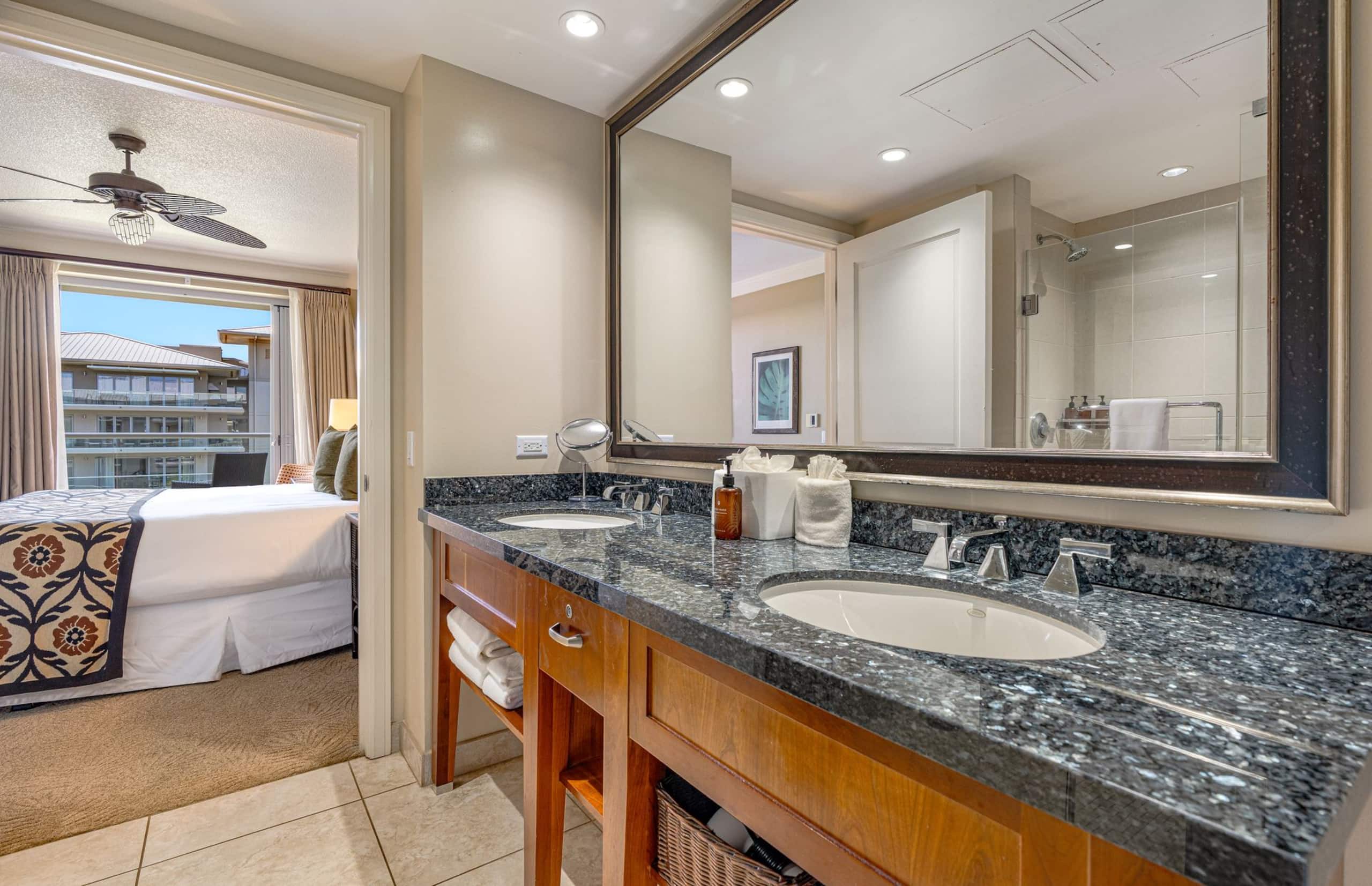 Condo in Lahaina · ★4.75 · 2 bedrooms · 3 beds · 2 baths - Image 22