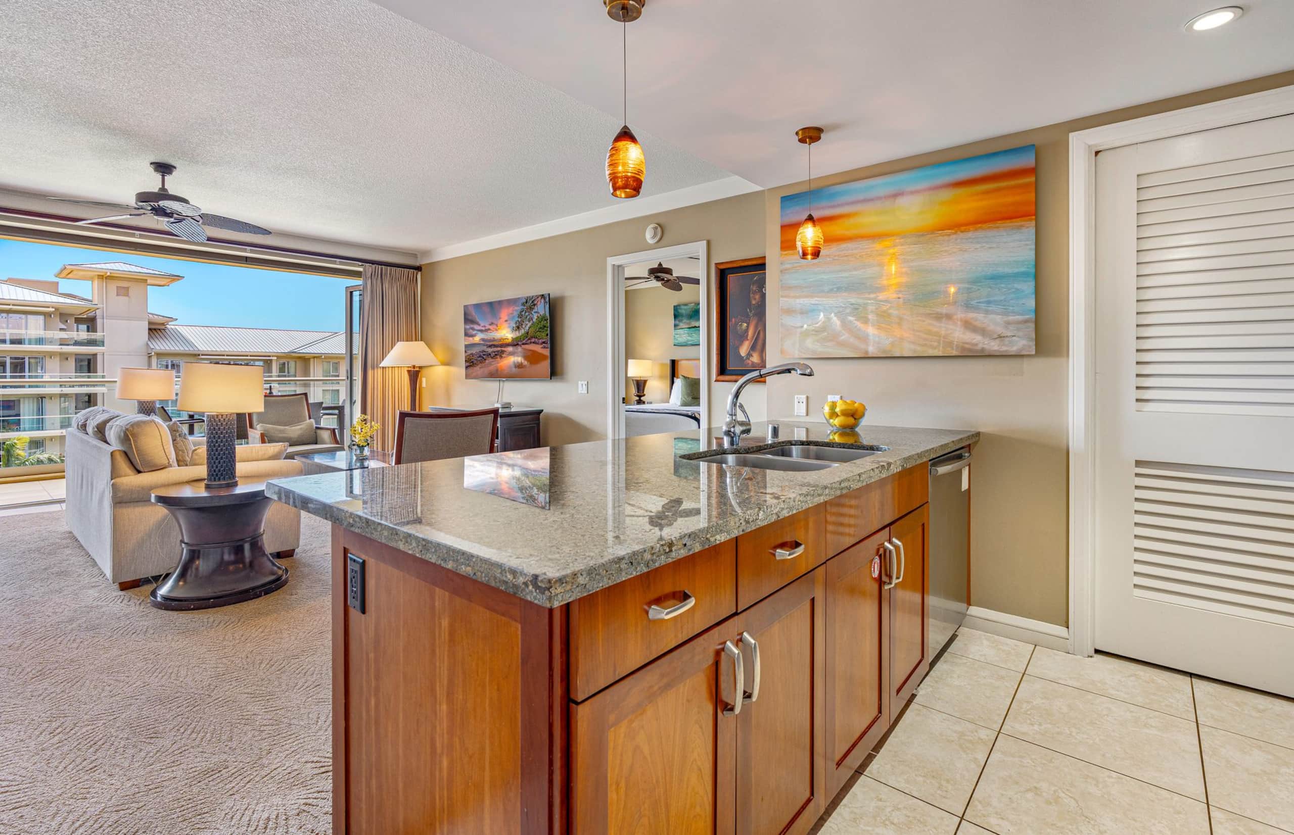Condo in Lahaina · ★4.75 · 2 bedrooms · 3 beds · 2 baths - Image 6