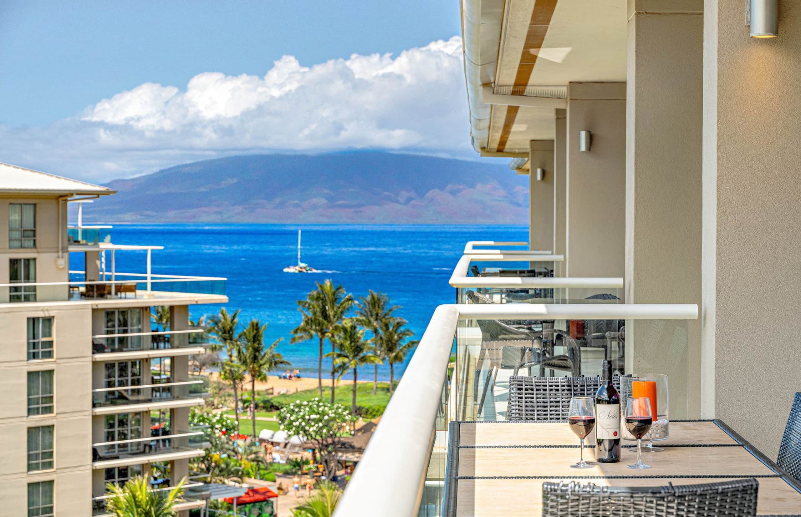Condo in Lahaina · ★4.94 · 2 bedrooms · 3 beds · 1 bath - Image 1