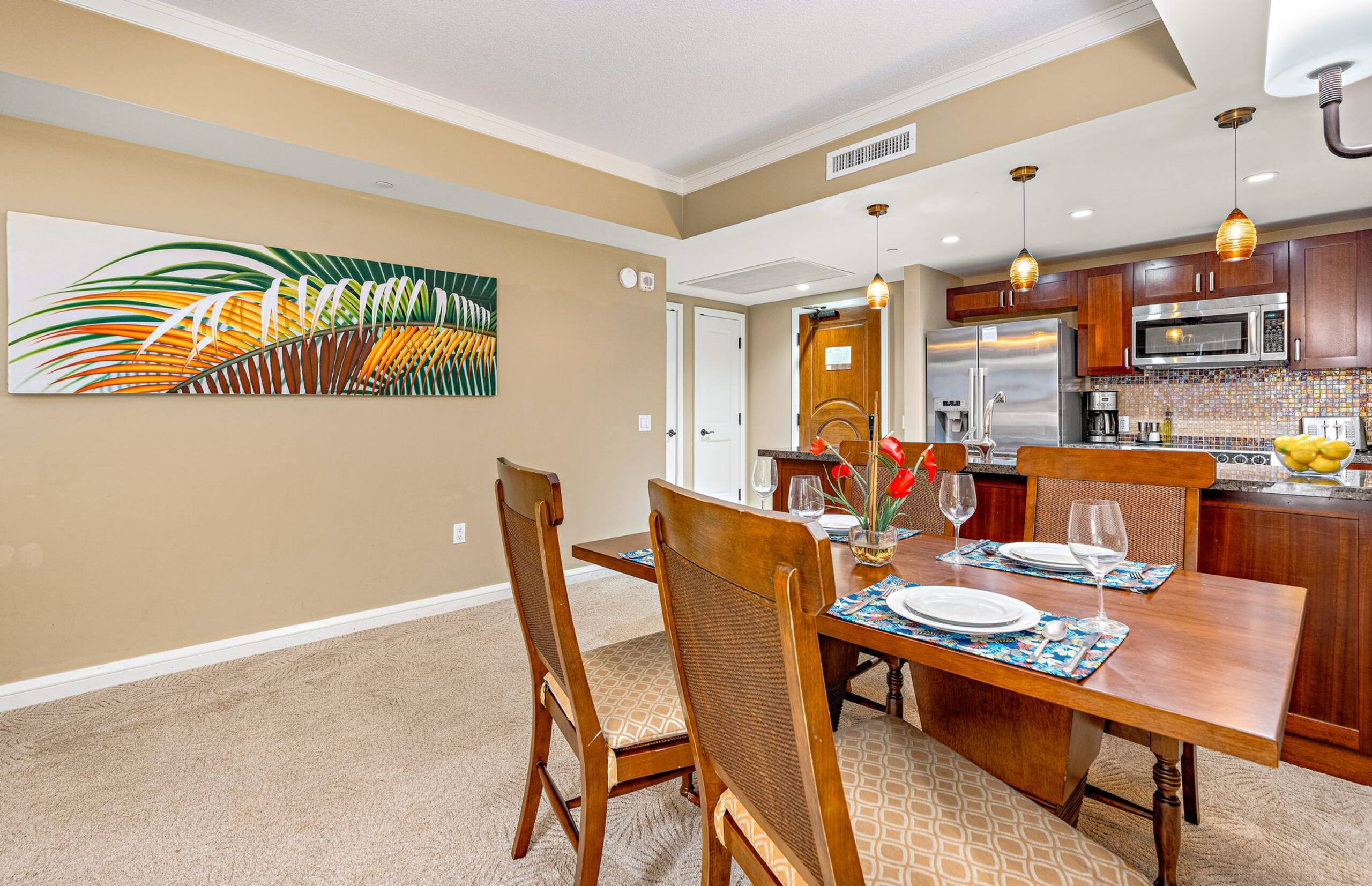 Condo in Lahaina · ★4.94 · 2 bedrooms · 3 beds · 1 bath - Image 16
