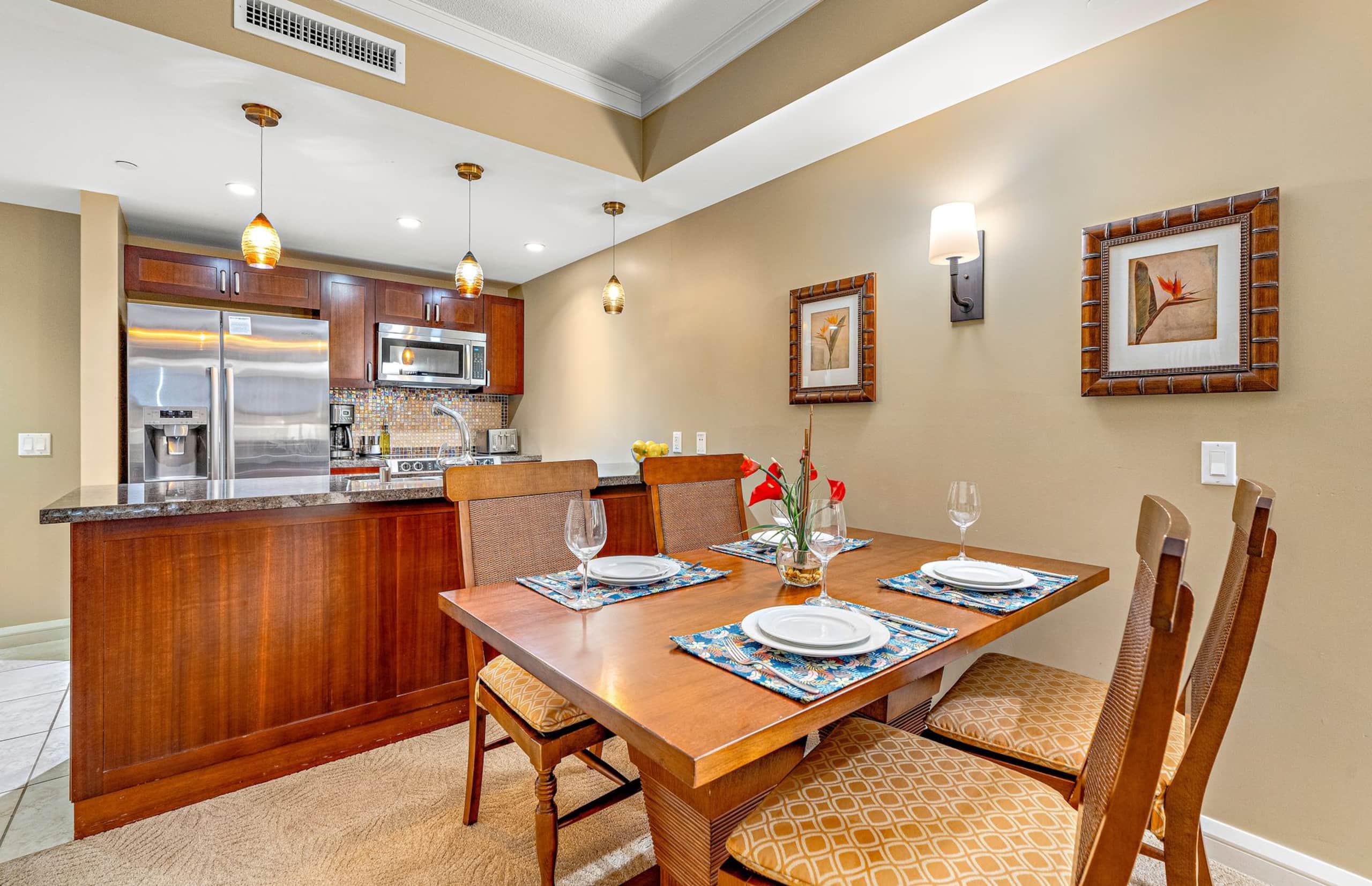 Condo in Lahaina · ★4.94 · 2 bedrooms · 3 beds · 1 bath - Image 12