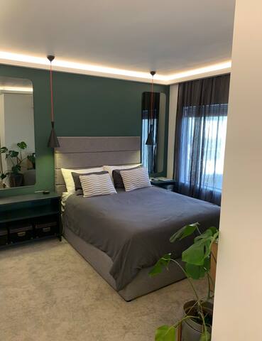 Stylish 3 bedroom house in central Cape Town gallery image 3