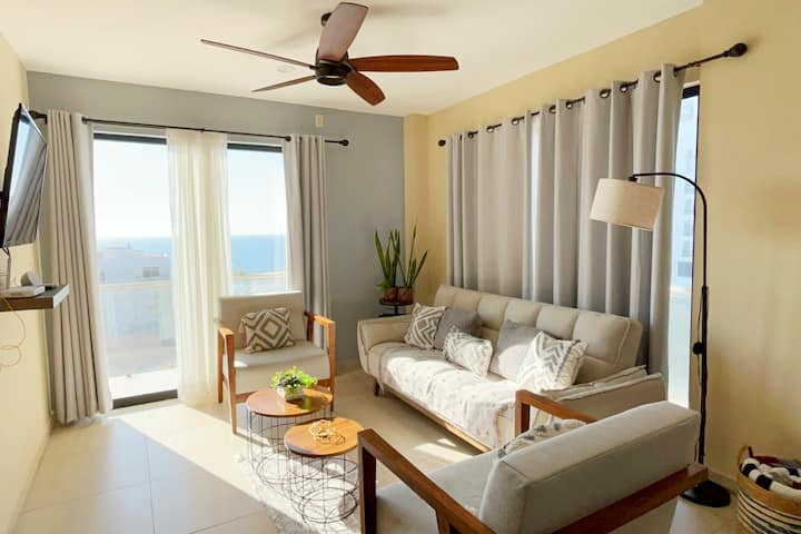 Ocean View 1 Block From The Malecon Beach - Mazatlan