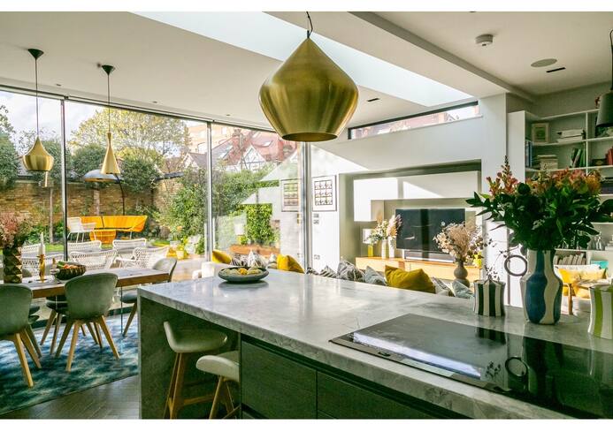 Beautifully Curated 4 Bed Family Home w/ Garden