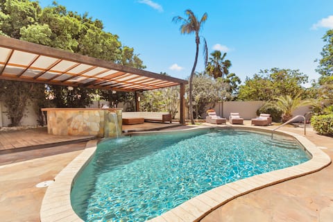 Lux Huge Villa w/ 5 Beds | Koyari Dream by Bocobay