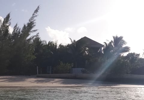 Lo key estate waterfront - 2 apartments 1 house