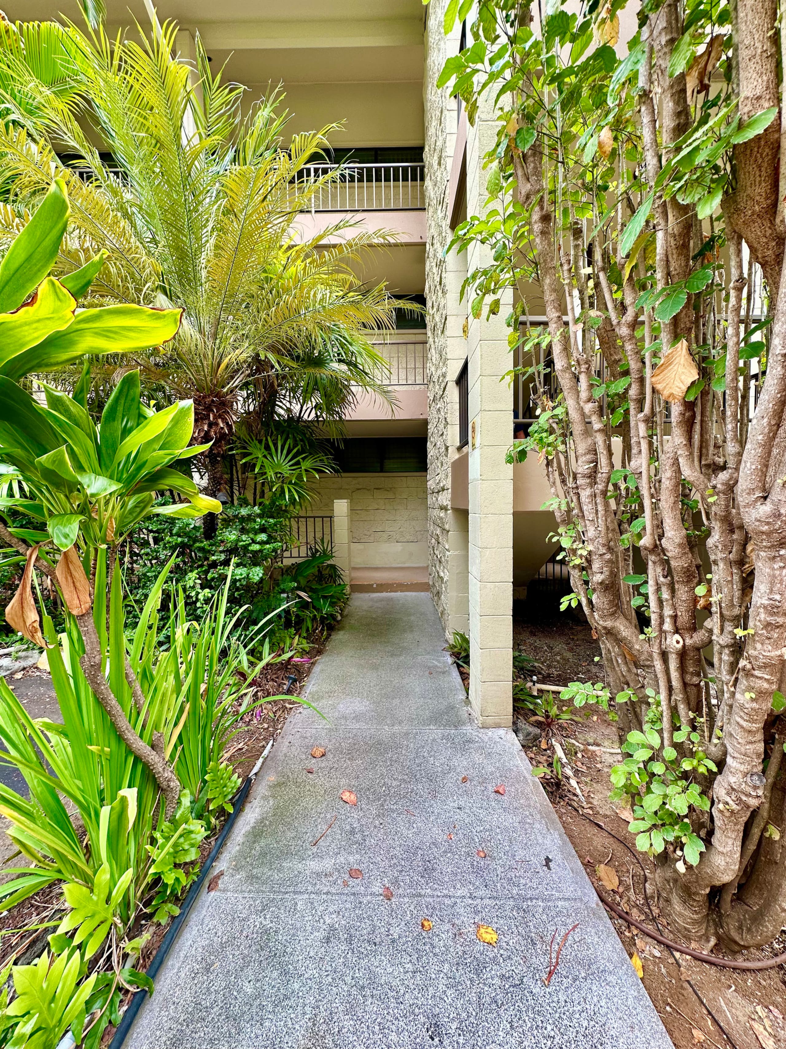 Private, 5 minutes to downtown & beach - Photo 19