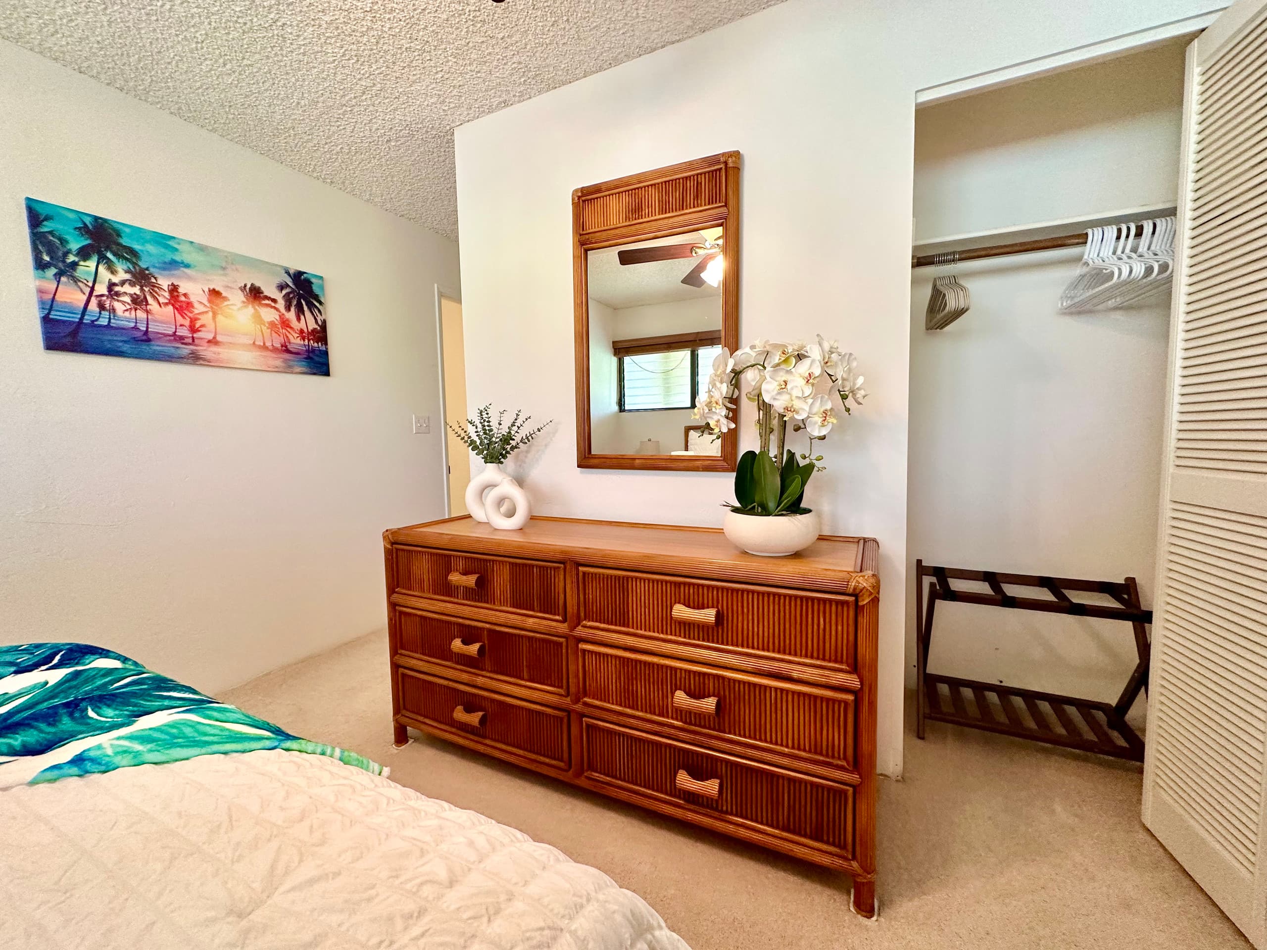 Private, 5 minutes to downtown & beach - Photo 28