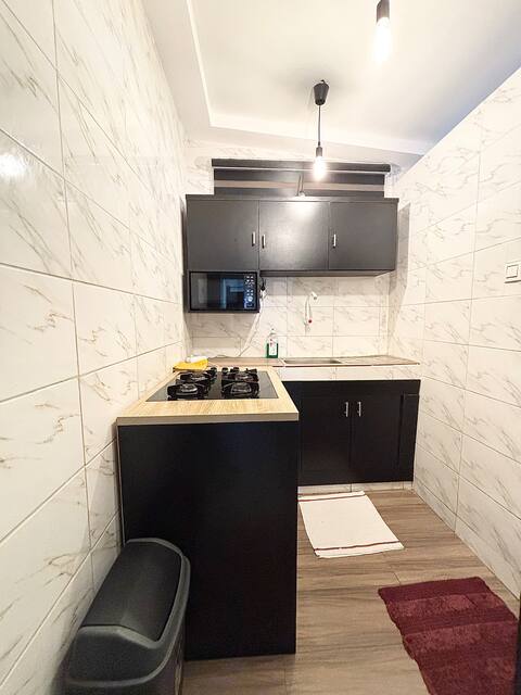 Shelton Luxury's 1, A cozy 2-room air-conditioned